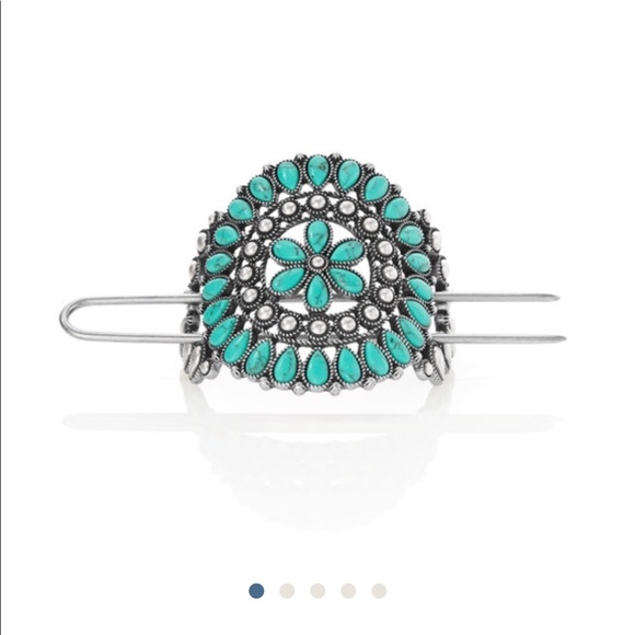 Chloe + Isabel Accessories - Chloe Isabel turquoise bun cuff